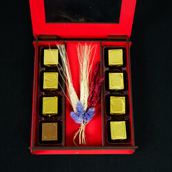 Chocolate in Red Wood Box , 20.8oz - 590g - Thumbnail