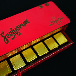 Chocolate with Rose in Wood Box , 26.1oz - 740g - Thumbnail