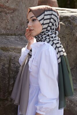 Digital Printed Cotton Shawl - 1