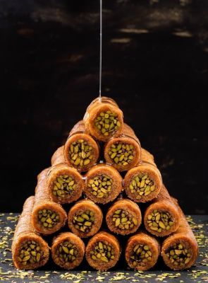 Pistachio Rolled Kadaif , 15 pieces - 2.6lb - 1.2kg - 4