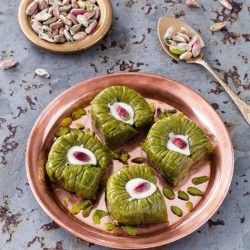 Pistachio Sultan Baklava , 20 pieces - 2.2lb - 1kg - Thumbnail