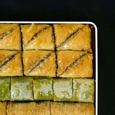 Handmade Assorted Luxurious Baklava , 2.2lb - 1kg - 7