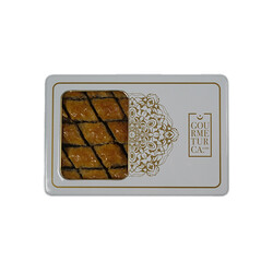 Handmade Diamond Pistachio Baklava , 28 pieces - 2.2lb - 1Kg - Thumbnail