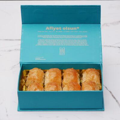 Mini Handmade Pistachio Baklava , 8 pieces - 10.50oz - 300g - 4
