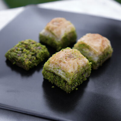 Handmade Pistachio Dry Baklava , 2.2lb - 1kg - 3