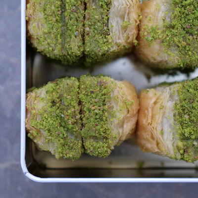 Handmade Pistachio Dry Baklava , 2.2lb - 1kg - 10