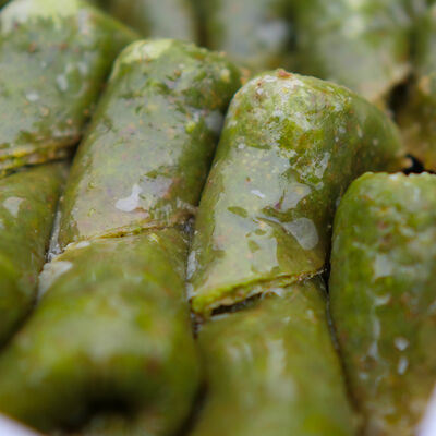 Handmade Pistachio Muska Baklava , 1.1lb - 500g - 4