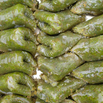 Handmade Pistachio Muska Baklava , 1.1lb - 500g - 3
