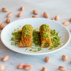 Handmade Rolled Pistachio Kadaif , 1.1lb - 500g - Thumbnail