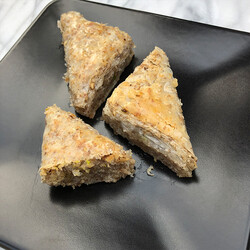 Handmade Walnut Muska Baklava , 2.2lb - 1kg - Thumbnail