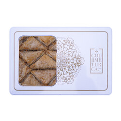 Handmade Walnut Muska Baklava , 2.2lb - 1kg - Thumbnail