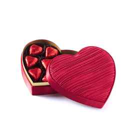 Heart Shaped Special Chocolate Box , 9 Chocolates , 5oz - 140g - Thumbnail