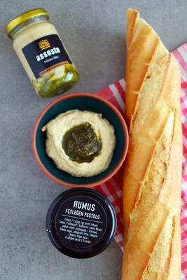 Homemade Homemade Hummus with Basil Pesto 300 Gr - 1
