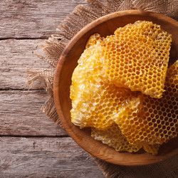 Natural Karakovan Honeycomb , 2.75lb - 1.25kg - Thumbnail