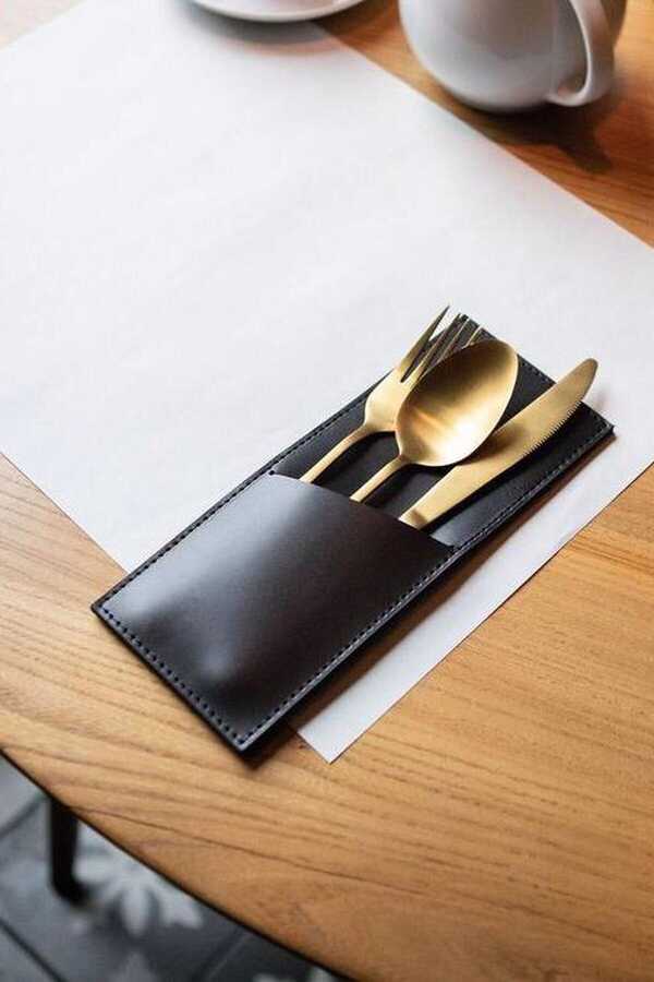 Modern 4-Set Black Leather Cutlery D-4-5X