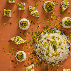 Turkish Palace Halva With Pistachio , 350g - 12.3oz - Thumbnail