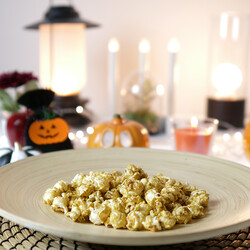 Pistachio and Caramel Flavored Popcorn , 2.2oz - 65g - Thumbnail