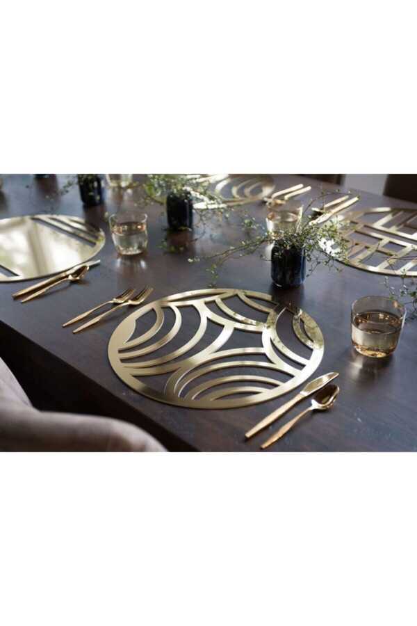 Everyday Delicacies.