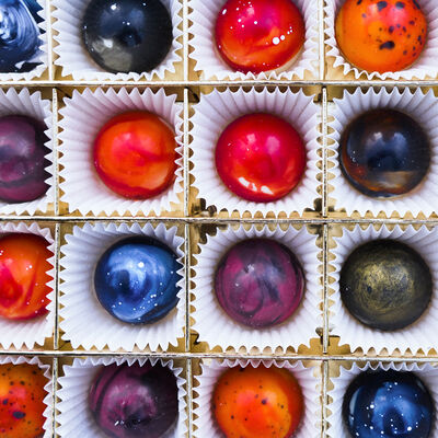 Premium Galaxy Chocolate , 16 Pieces - 3