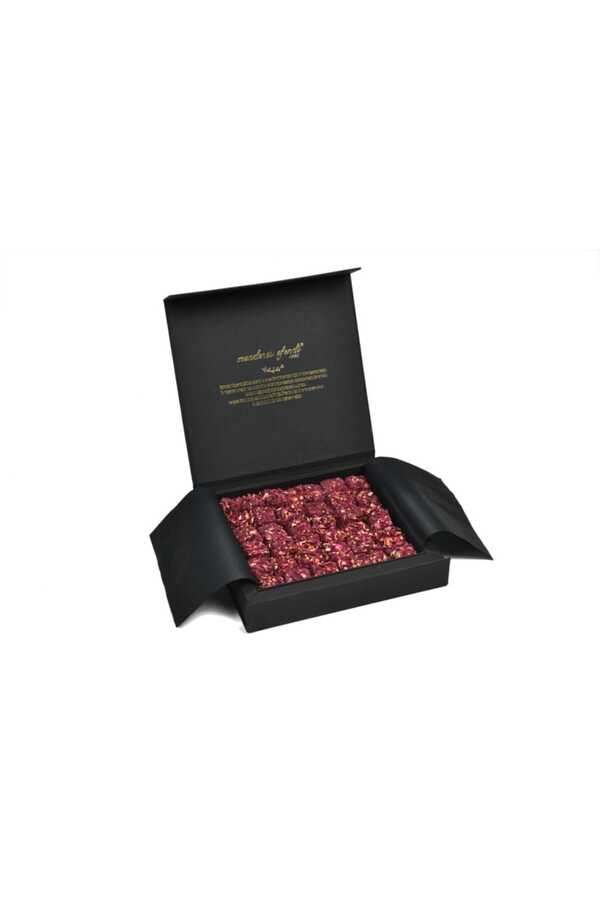 Turkish Delight with Real Rose Petals – Rn Flowers