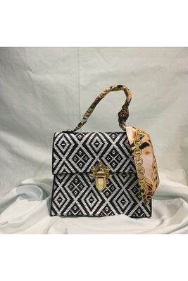 Rug Pattern Box Bag - 1