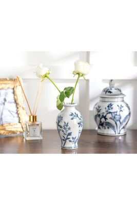 Shine Bright Porcelain Vase 9x9x15 Cm Blue-white 10031397 - 1