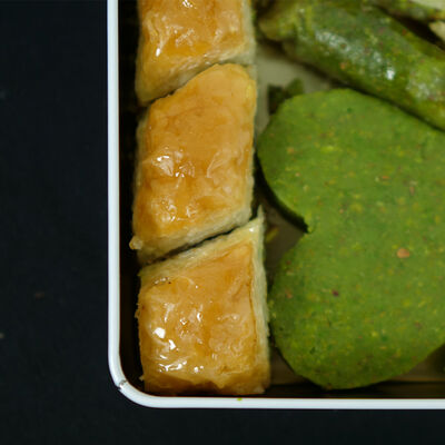 Love Special Baklava , 31.7oz - 900g - 8