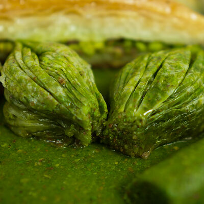 Customized Special Baklava Tray , 126.2oz - 3580g - 7