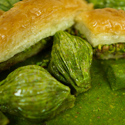 Customized Special Baklava Tray , 126.2oz - 3580g - 8