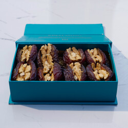 Walnut Date , 16 Pieces , 12oz , 350g - Thumbnail