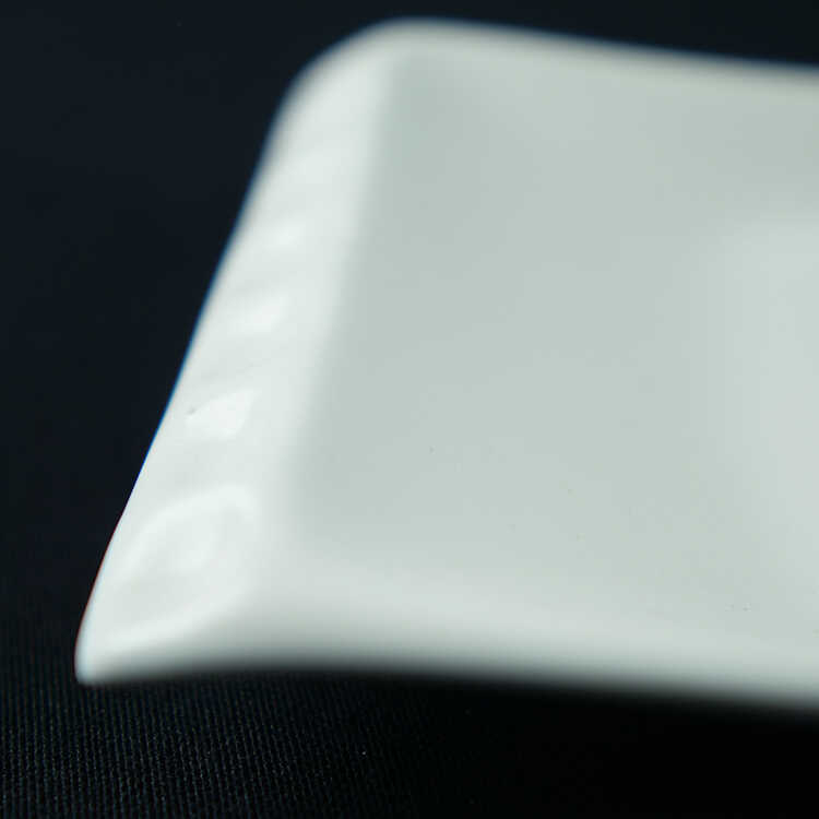 White Snack Plate , 12.9 x 4.7 x 1.1 inch